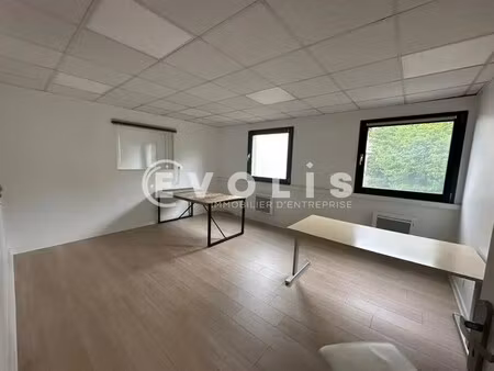 location bureaux 120 m²