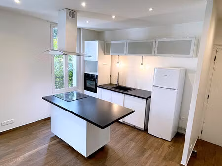 location appartement 2 pièces 49m²