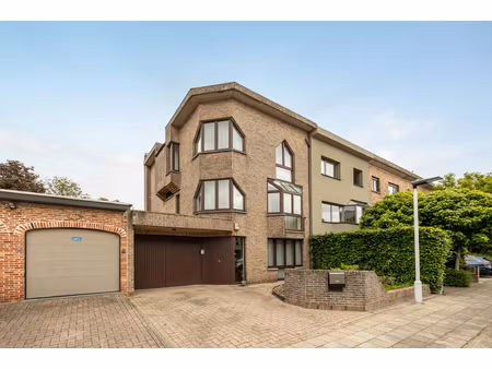 huis te koop in borsbeek met 3 slaapkamers