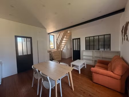 location appartement 3 pièces 45m²