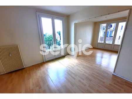 t4 lumineux avec balcon  garage et cave - neuville-aux-bois
