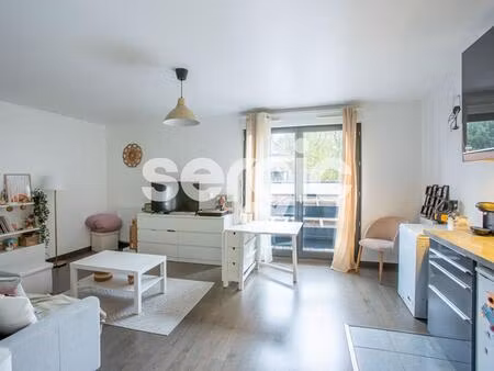 joli studio gare de pontoise 31.2 m2