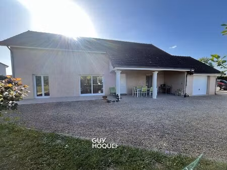 maison de plain-pied avec belles prestations ? au calme