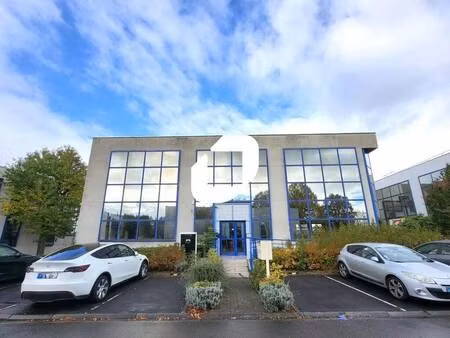 vente bureaux 338 m² à 776 m²