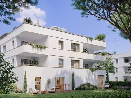 appartement t3 avec terrasse et parking
