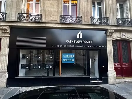 location commerce paris 75007 113m²