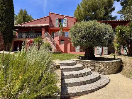 la cadière-d’azur – villa avec piscine  appartement indépendant et jardin paysager