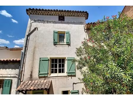 a vendre en exclusitive ! maison entrecasteaux 3 pièces 80 m2 + terrasse