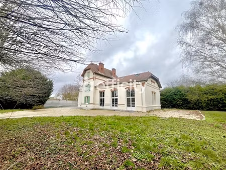 maison 7 pièces - 245 m²
