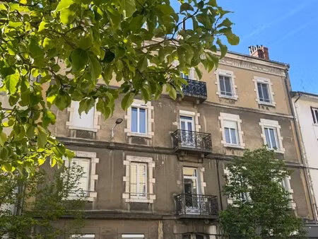 appartement de type 4 avec balcon