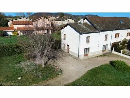 maison de village avec potentiel 116m² habitables sur 550 m² de terrain.