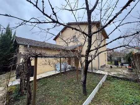belle maison 4 pièces 100m²