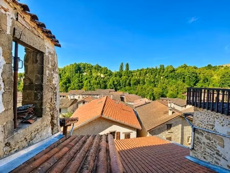 maison individuelle à fort potentiel – environ 190 m² habitables avec vue exceptionnelle-.