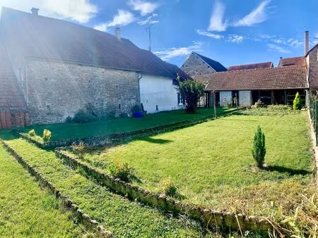 maison de 120 m² avec jardin et grange
