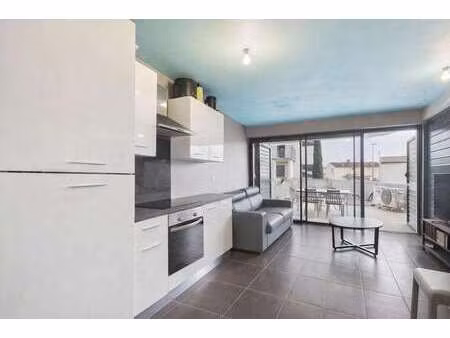 vente appartement t1 au pontet (84130) : à vendre t1 / 30m² le pontet
