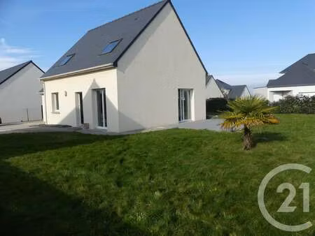 location maison à forcé (53260) : à louer / 101m² forcé