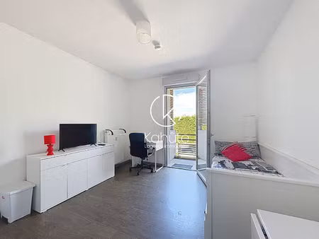 limonest - studio meublé avec balcon - 19.2m² -