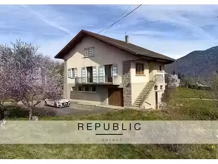 vente maison 6 pièces 131 m² à tournon (73460)  260 000 €