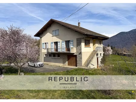 vente maison 6 pièces 131 m² à tournon (73460)  312 000 €