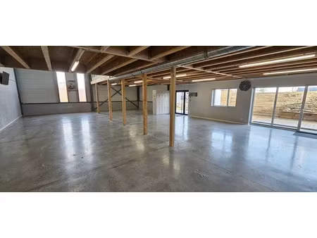 location local industriel 373 m² à guipavas (29490)