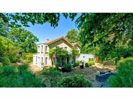 prox. stockel - charmante villa sur 11 ares 61