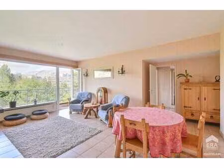 appartement 2 chambres + terrasse à vendre à auderghem