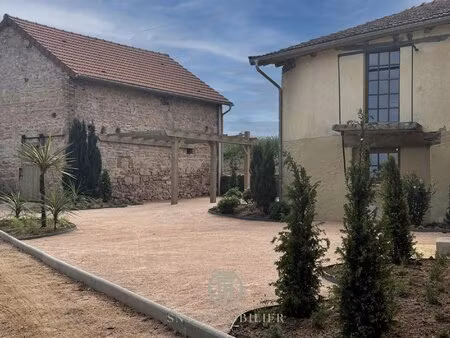 maison d'exception entièrement rénovée avec jardin  garage  dépendances
