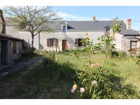 maison ancienne à vendre à mozé-sur-louet avec jardin et dépendance