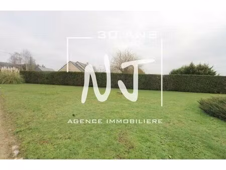 terrain à bâtir de 716 m² - andard