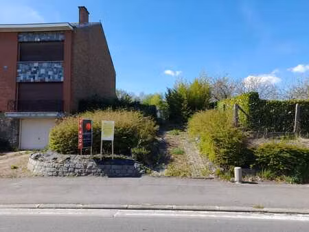 bouwgrond 5a 82ca geschikt voor gesloten bebouwing