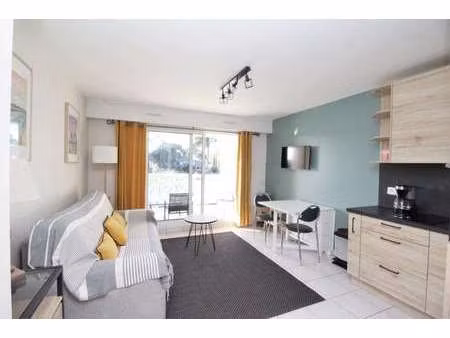 location appartement t1 piscine à guérande (44350) : à louer t1 piscine / 28m² guérande