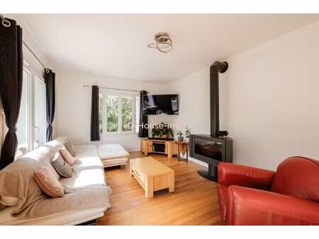 rare a la vente : maison familiale d'exception a la celle saint cloud