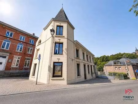 maison de commerce au coeur de thuin