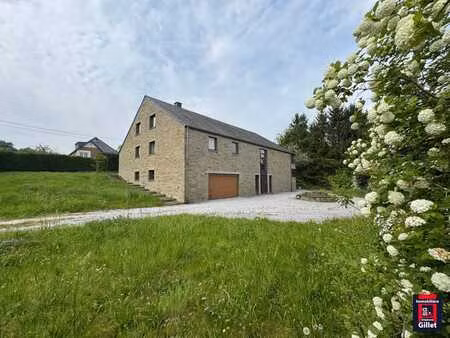 étonnante maison 4 chambres avec piscine intérieure