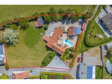 villa incroyable 4 chambres et piscine