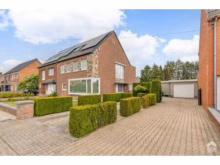 maison semi-ouverte avec jardin à halen