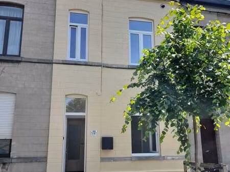 maison 3 ch. à louer  lumineuse  141 m²  epc b