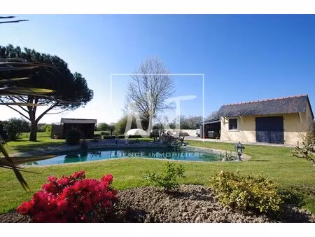 maison familiale saint leger de linieres 6 pièces 152.66 m²