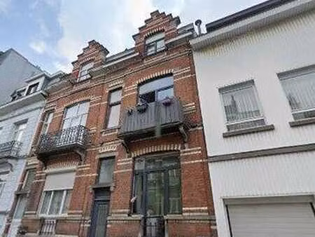 une maison d’habitation