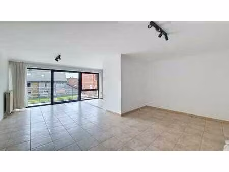 welkenraedt: appartement 2 chambres avec terrasse