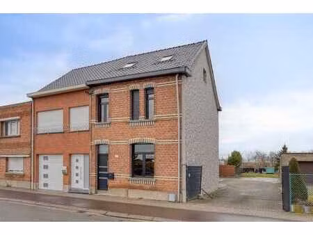 maison spacieuse semi-ouverte à willebroek