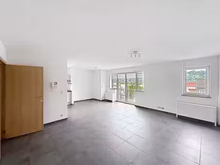 option appartement 2ch avec cave / parking extérieur