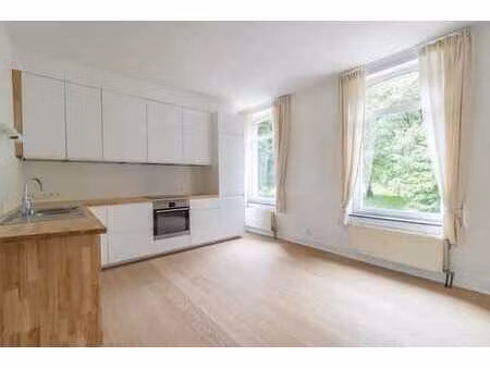 duplex rénové dans un cadre atypique