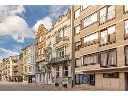 maison de ville exclusivement en style art nouveau  au bord