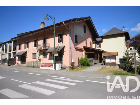 vente boutique/local commercial 780 m²