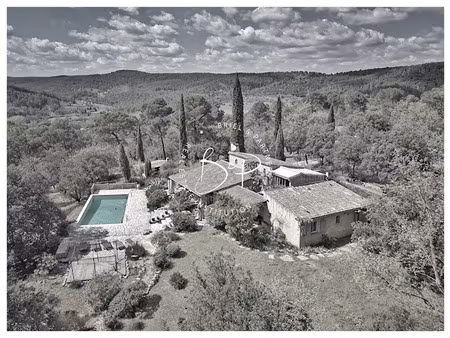 vente maison 13 pièces 301 m² à entrecasteaux (83570)  1 050 000 €