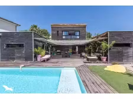 vente maison 6 pièces 163 m² à juvignac (34990)  724 660 €