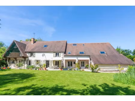 vente propriété 8 pièces 450 m² à emancé (78125)  750 000 €