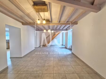 maison 3 chambres avec terrasse.