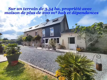 15 min de carentan et d'isigny sur mer  belle propriété avec maison de 200 m² hab et 3.54.